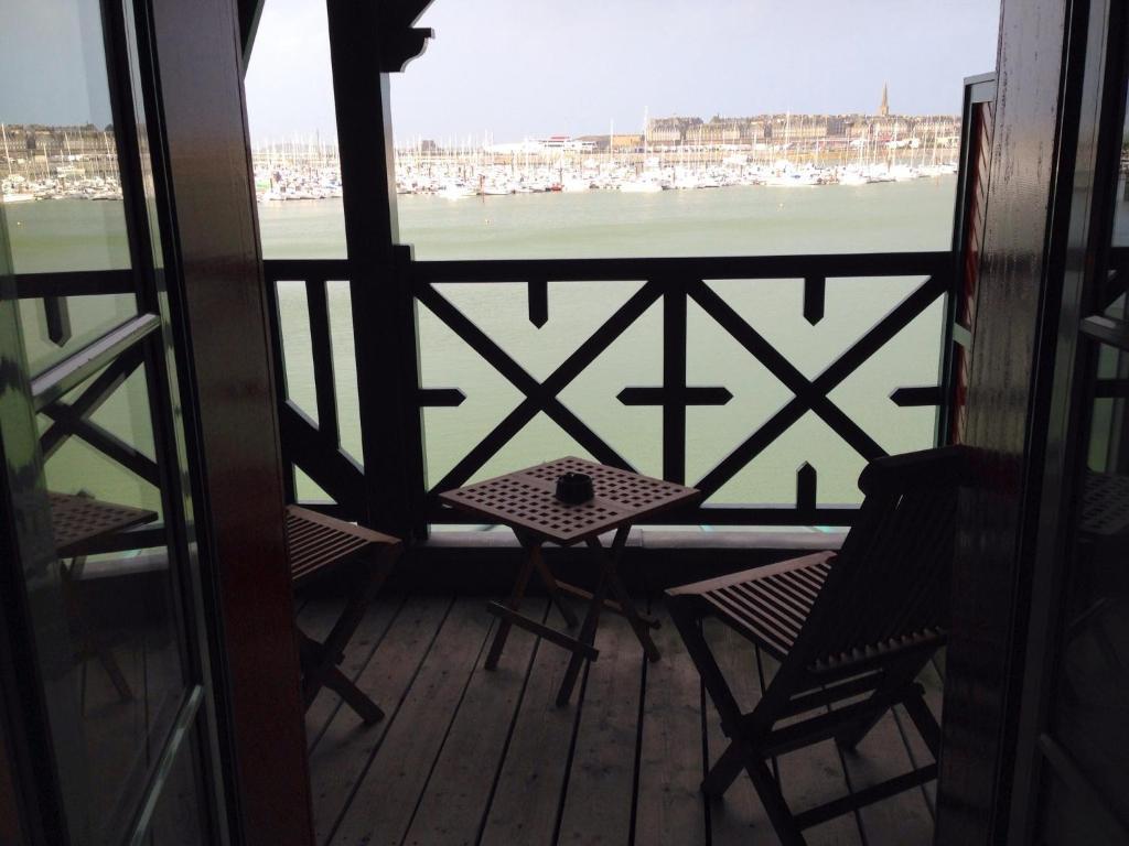 Hotel D'Aleth Saint-Malo Rum bild